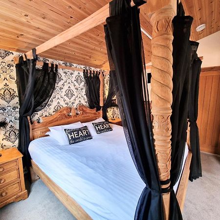 Lomond 2 With Private Hot Tub - Fife - Loch Leven - Lomond Hills Villa Kelty Eksteriør bilde